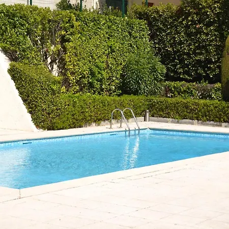 Διαμέρισμα Terrace, Beach And Swimming Pool, What Else?!